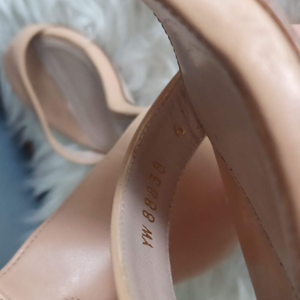 Stuart Weitzman  block  sandals - Picture 16 of 16